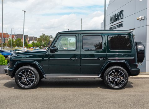 Mercedes-Benz G Class G400d AMG LINE PREMIUM PLUS 3
