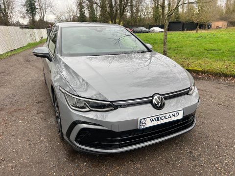 Volkswagen Golf R-LINE TDI DSG 5