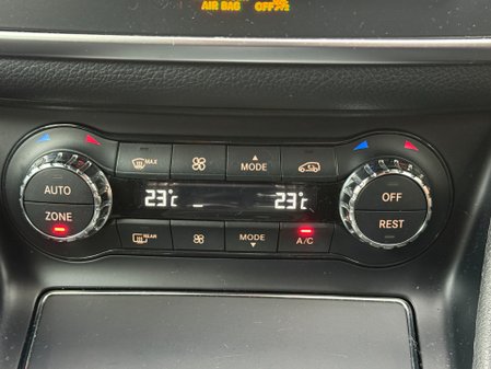 Mercedes-Benz GLA Class GLA 200 D AMG LINE PREMIUM 38