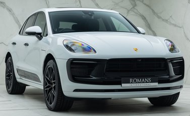 Porsche Macan GTS 9