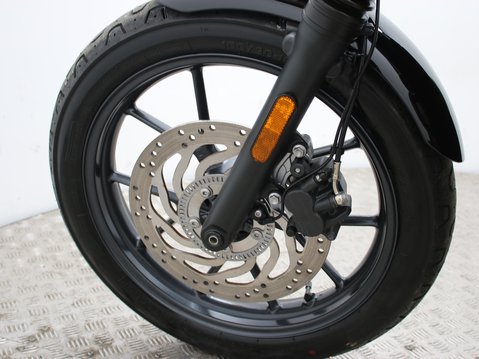 Triumph Street Twin BONNEVILLE STREET TWIN 24