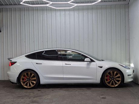 Tesla Model 3 Model 3 Performance AWD 4WD 4dr 16