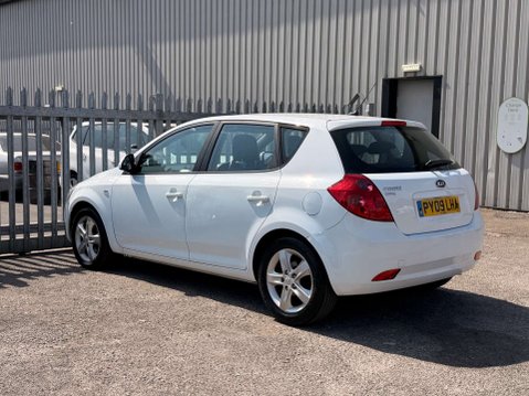 Kia Ceed 1.6 Ceed SR-7 5dr 7