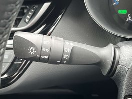 Toyota C-HR 1.8 C-HR Excel HEV CVT 5dr 58