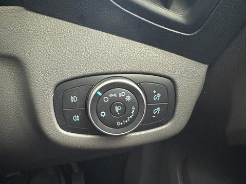 Ford Grand Tourneo Connect TITANIUM TDCI 22