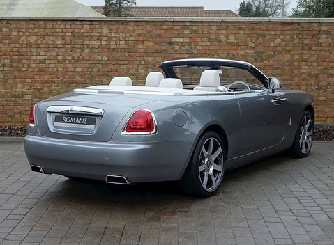 Rolls-Royce Dawn 6