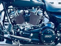 Harley-Davidson Street Glide Street Glide Special 1868 23