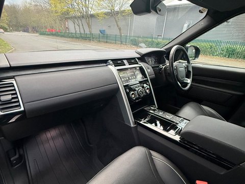 Land Rover Discovery 3.0 SD V6 HSE SUV 5dr Diesel Auto 4WD Euro 6 (s/s) (306 ps) 23