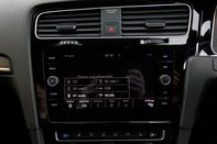 Volkswagen Golf GTI PERFORMANCE TSI DSG 27