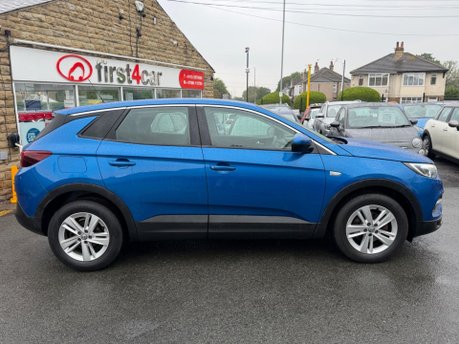 Vauxhall Grandland X SE PREMIUM 6