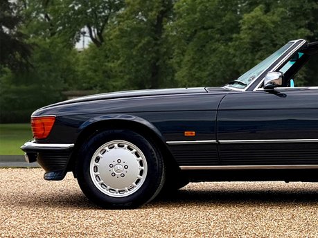 Mercedes-Benz SL Series 300 SL 9