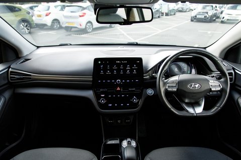 Hyundai IONIQ PREMIUM 3