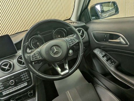 Mercedes-Benz GLA 1.6 GLA 180 Urban Edition Auto 5dr 54