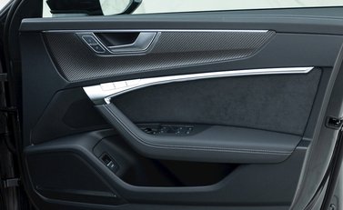 Audi RS6 Avant Vorsprung 21