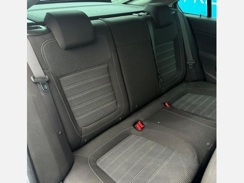 Vauxhall Insignia 2.0 CDTi ecoFLEX SRi Hatchback 5dr Diesel Manual Euro 5 (s/s) (140 ps) 10