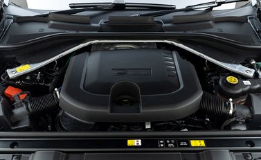 Land Rover Range Rover D350 Autobiography LWB 7 Seater 31