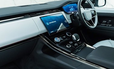 Land Rover Range Rover Sport P440e Autobiography 12