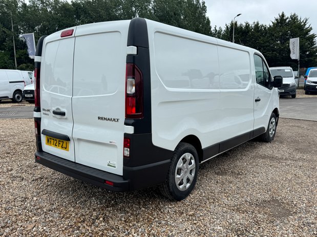 Renault Trafic LWB L2H1 Low Roof Business L130 EURO 6 6