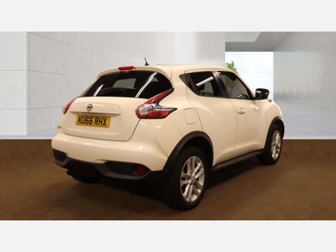 Nissan Juke 1.2 DIG-T N-Connecta SUV 5dr Petrol Manual Euro 6 (s/s) (115 ps) 5