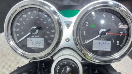 Triumph Speed Twin 2021 11K 1 OFF CUSTOM OUTSTANDING CONDITION MODERN RETRO 19