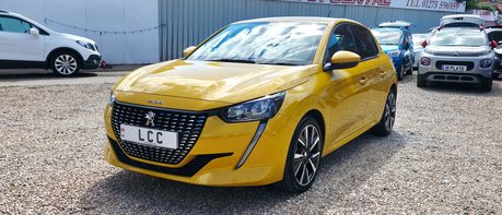Peugeot 208 1.2 PURETECH ALLURE S/S STUNNING CAR! LOW INSURANCE!MAIN DEALER HISTORY 1