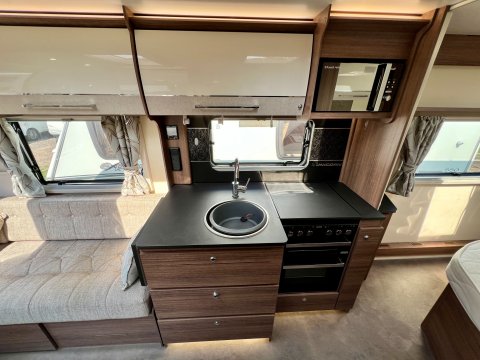 Bailey Unicorn Vigo Black Edition 17