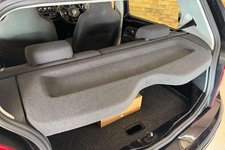 Volkswagen Up 1.0 High up! Hatchback 5dr Petrol ASG Euro 6 (75 ps) 36