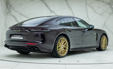 Porsche Panamera 4S E-Hybrid 3