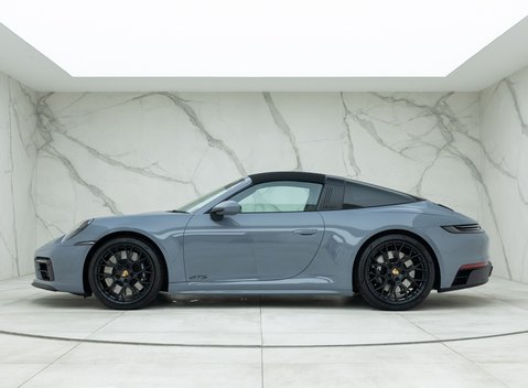 Porsche 911 Targa 4 GTS (992) 5