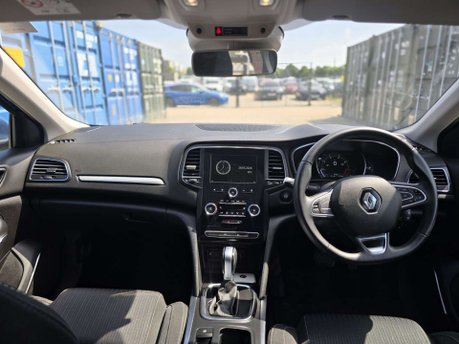 Renault Megane 1.3 TCe Iconic Sport Tourer 5dr Petrol EDC Euro 6 (s/s) (140 ps) 10