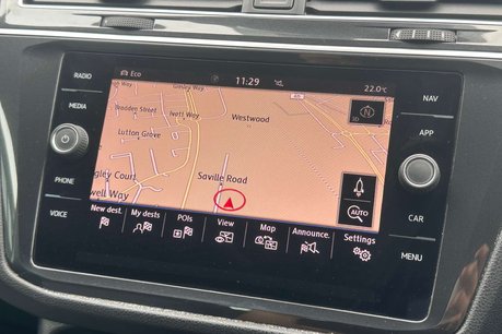 Volkswagen Tiguan 2.0 TDI R-Line SUV 5dr Diesel Manual Euro 6 (s/s) (150 ps) 54
