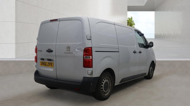 Peugeot Expert MWB L2H1 Low Roof Professional 266 Air Con Sensors EURO 6 NO VAT 4