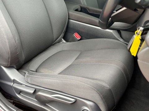 Honda Civic 1.0 Civic SR VTec 5dr 13