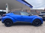 Toyota C-HR DYNAMIC 4