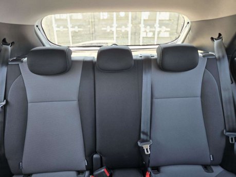 Hyundai i20 1.4 SE Hatchback 5dr Petrol Auto Euro 6 (100 ps) 20