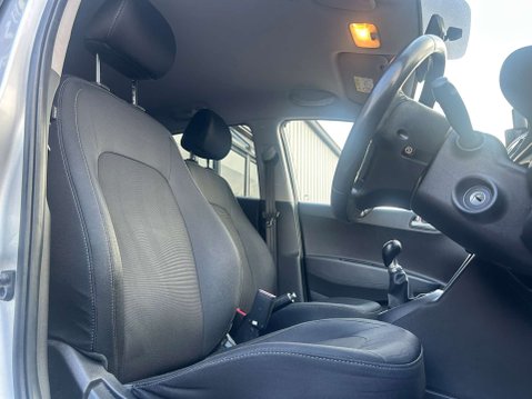 Hyundai i10 1.0 i10 Premium 5dr 13