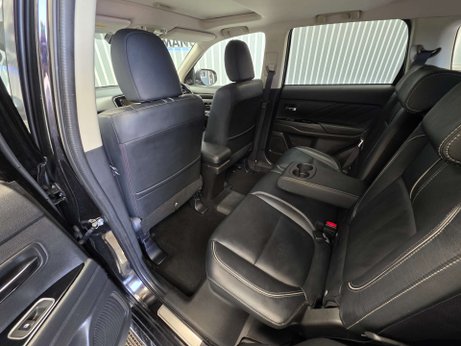 Mitsubishi Outlander 2.0h 12kWh GX4h SUV 5dr Petrol Plug-in Hybrid CVT 4WD Euro 6 (s/s) (200 ps) 18
