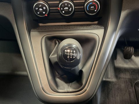 Mercedes-Benz Citan 1.5 110 CDI BASE Panel Van 5dr Diesel Manual L1 Euro 6 (s/s) (95 ps) 18