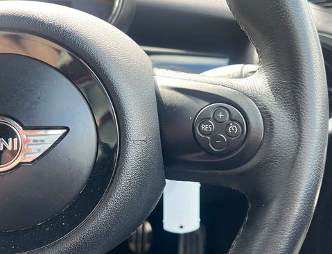 Mini Hatch 1.6 John Cooper Works 3dr 19