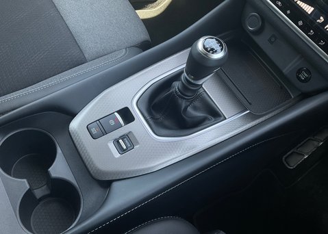 Nissan Qashqai DIG-T N-CONNECTA 22