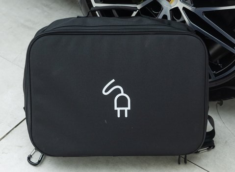 Porsche Cayenne E-HYBRID coupe 35