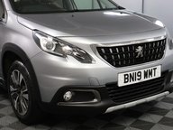 Peugeot 2008 ALLURE PREMIUM 26
