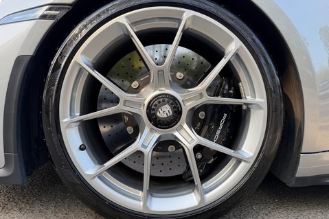 Porsche 911 GT3 TOURING PDK - £33K FACTORY EXTRAS -CERAMIC BRAKES -BUCKET SEATS -CARBON 63