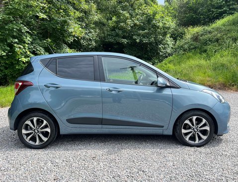 Hyundai i10 1.2 i10 Premium SE 5dr 3