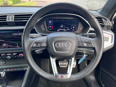Audi Q3 1.5 TFSI CoD 35 S line S Tronic Euro 6 (s/s) 5dr 12