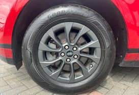 Land Rover Range Rover Evoque R-DYNAMIC 13