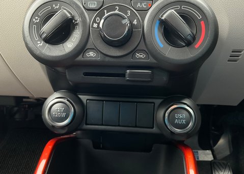 Suzuki Ignis SZ-T DUALJET 21