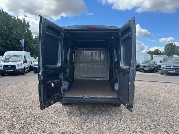 Citroen Relay MWB L2H2 [SOLD CR] Medium Roof Enterprise Air Con Nav Sensors EURO 6 NO VAT 8