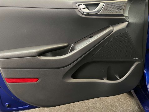 Hyundai IONIQ 1.6 IONIQ First Edition FHEV Semi-Auto 5dr 40
