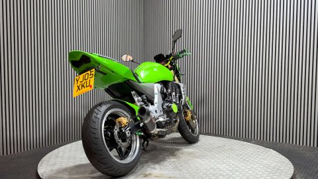 Kawasaki Z1000 2005 ONLY 28K 1000CC NAKED PROJECT BIKE RUNS WELL 2